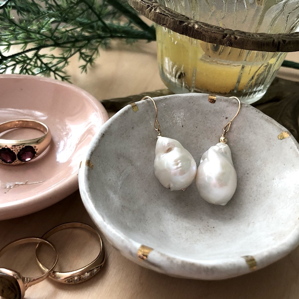 Baroque Pearl solid gold earrings